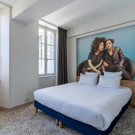 Отель Francois 1er 3*