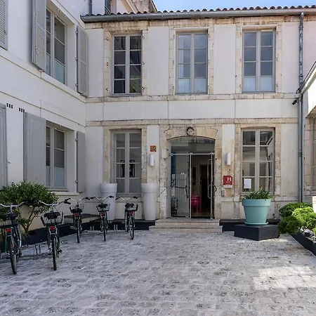 Francois 1er Hotel