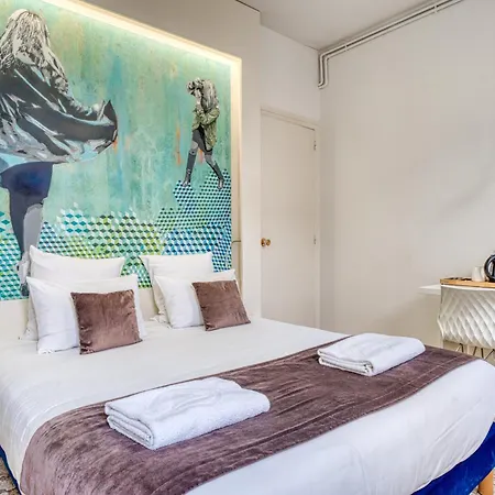 Отель Francois 1er