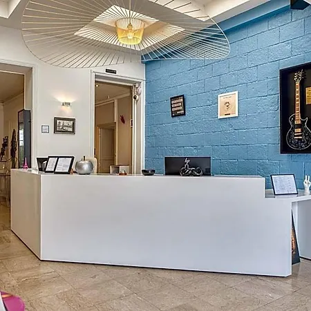 Hotell Francois 1er Coeur De